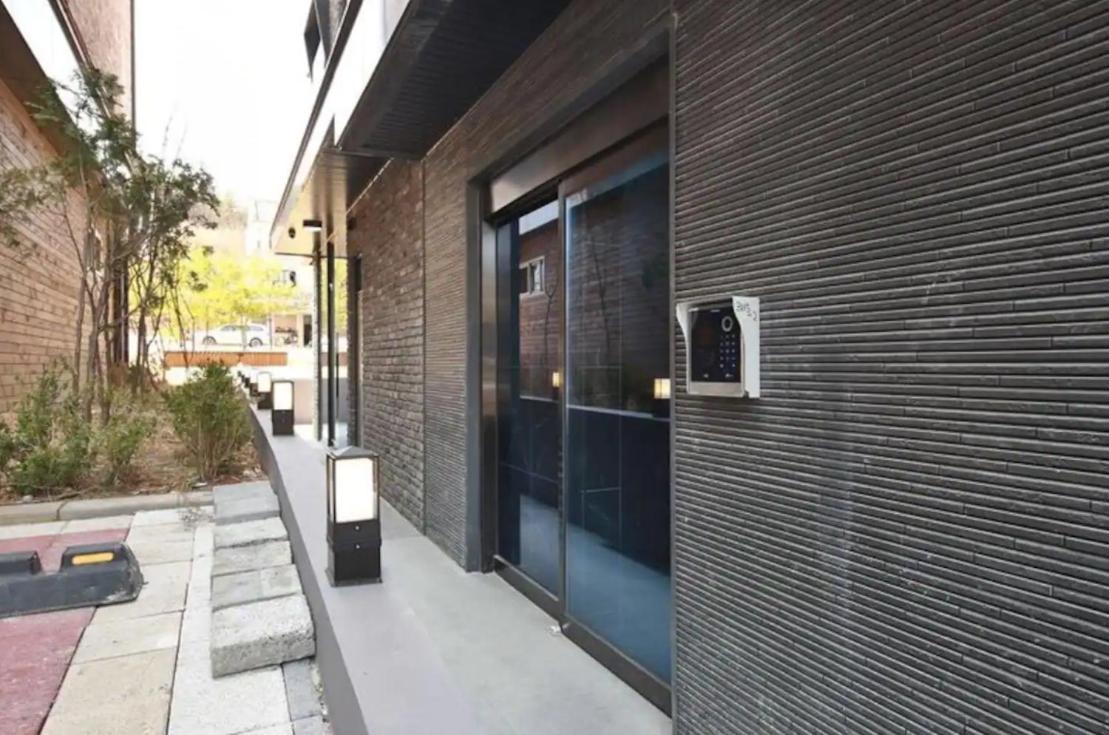 W Premium Guesthouse Incheon Airport Екстер'єр фото