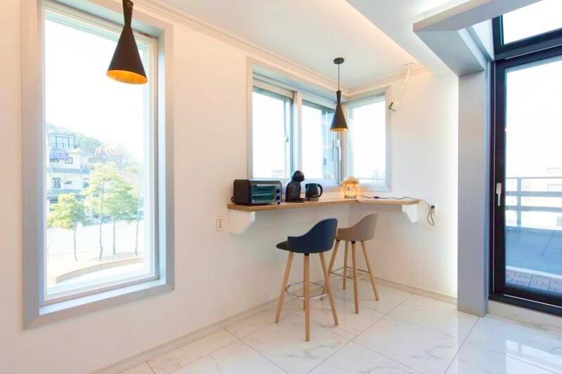 W Premium Guesthouse Incheon Airport Екстер'єр фото